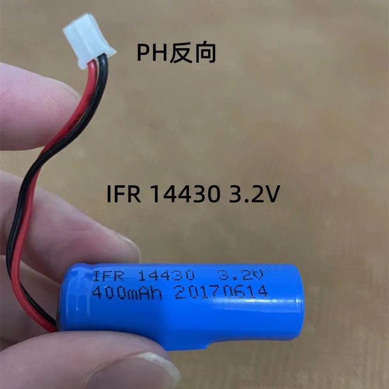 2pcs 14430 750mAh 3.2V 3.7V Shaver Charger Lithium Battery